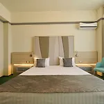 ホテル Malibu 4*
