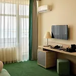 Malibu ホテル 4*