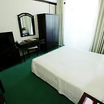 Malibu 4*