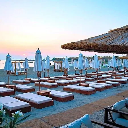 Malibu Hotel