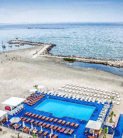 Malibu ホテル 4*