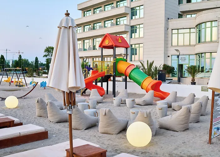 Malibu Hotel Mamaia